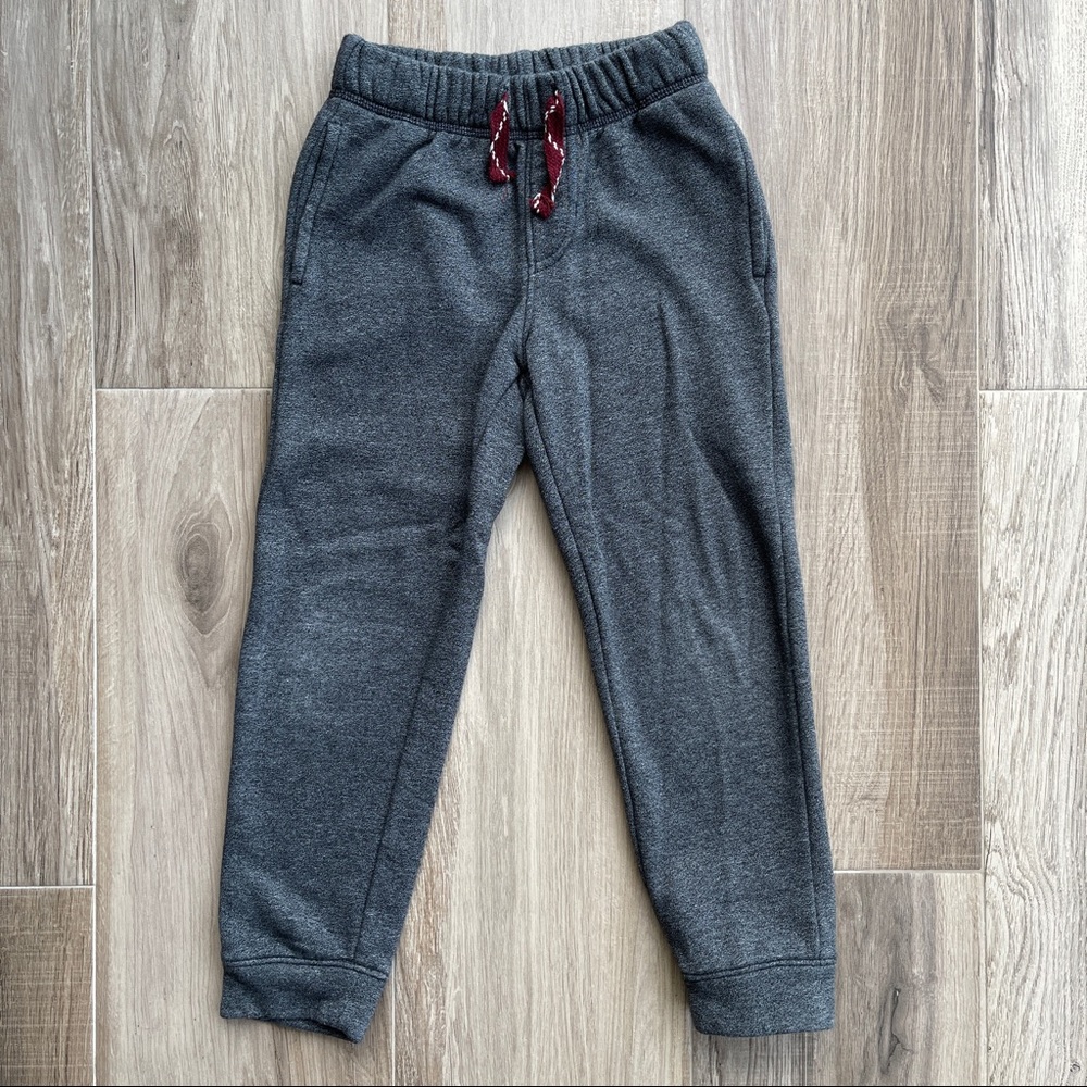 Boys Cat & Jack Gray Jogger Pants Size XS (4/5)